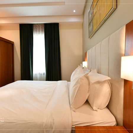 Roof Hotel Apartments Riyadh Exterior photo