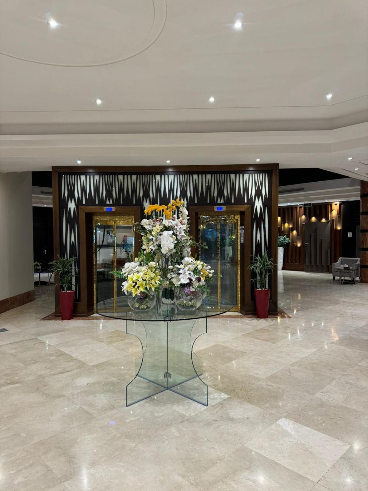 Roof Hotel Apartments Riyadh Exterior photo
